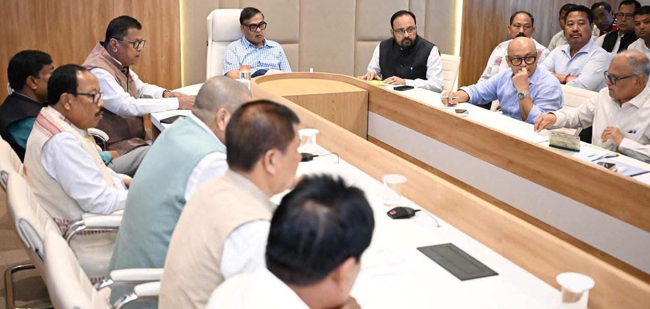 ডিব্রুগড়ে মুখ্যমন্ত্রীর গুরুত্বপূর্ণ বৈঠক: জনজাতীয় পরিবারগুলির ভূমির অধিকার সুনিশ্চিত করার লক্ষ্যে বৈঠক